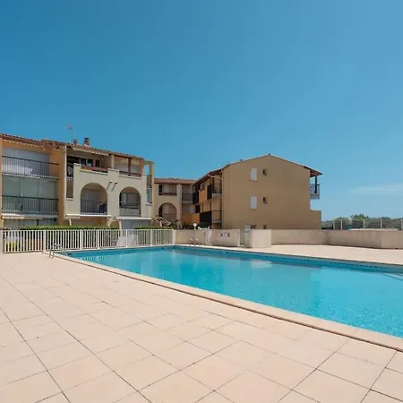 5 Personnes Vue אגדה